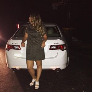 Meet your Posher, Cari